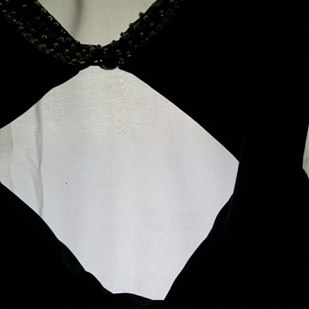 Dress - Picture 3 of 7
